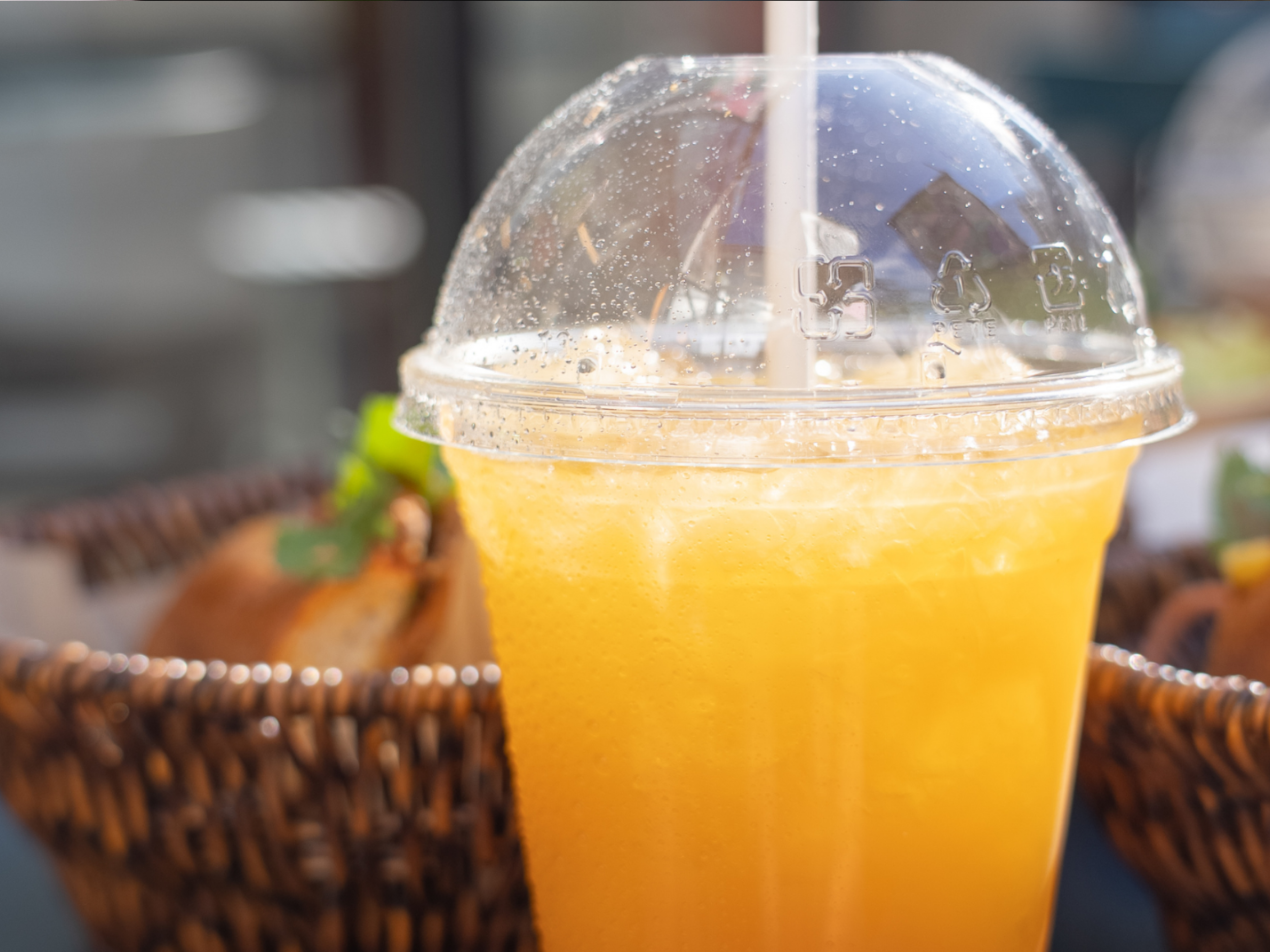 Mango iced tea